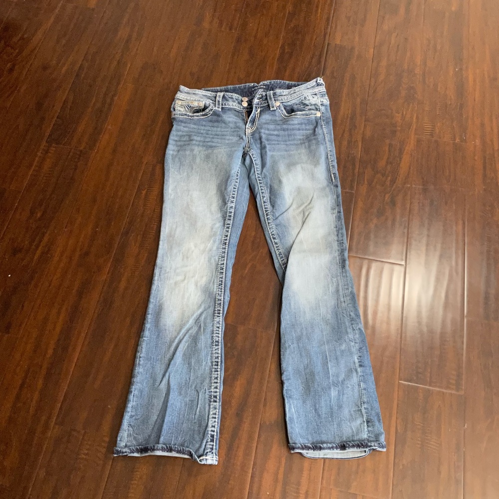 9/10 Woman jean